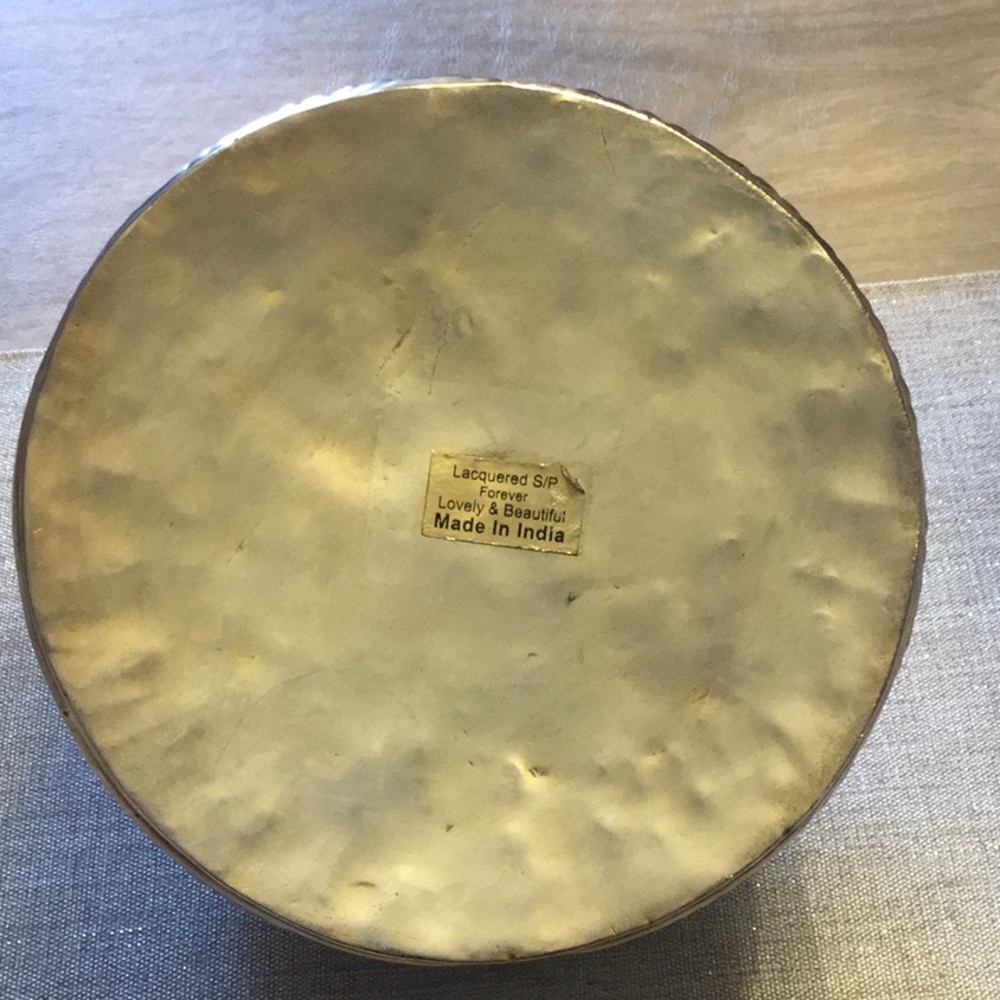 Silver Metal Container, Decorative & Useful. - Picture 5 of 6